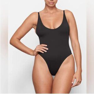#229 Skims Signature Swim Scoop Neck One Piece